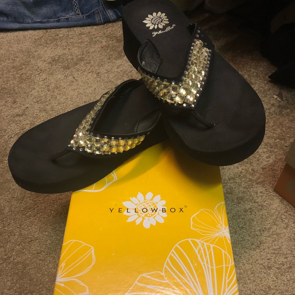 Yellow Box wedge flip-flops